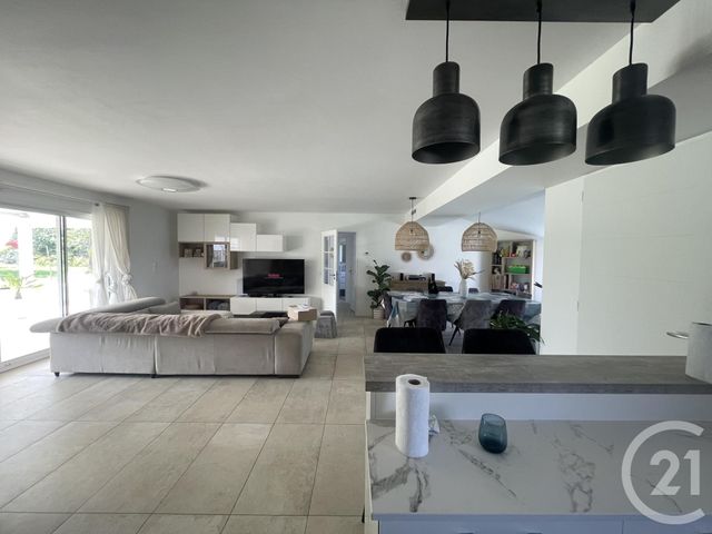 Maison &agrave; louer - 5 pi&egrave;ces - 154,11 m2 - Les Pujols - 09 - MIDI-PYRENEES