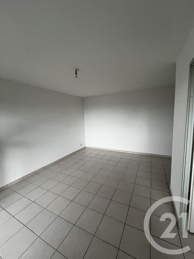 Appartement F3 &agrave; louer - 3 pi&egrave;ces - 55 m2 - Pamiers - 09 - MIDI-PYRENEES