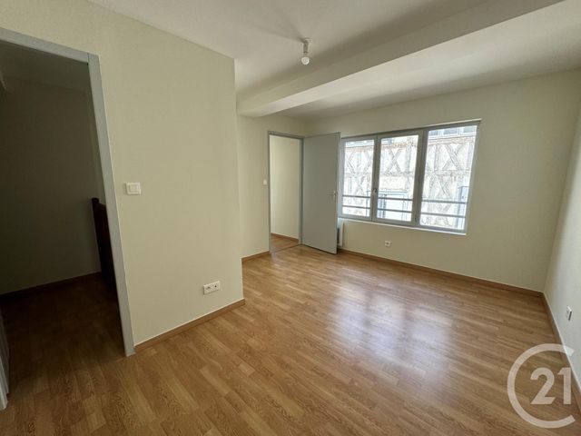 Appartement T3 &agrave; louer - 3 pi&egrave;ces - 76,48 m2 - Pamiers - 09 - MIDI-PYRENEES
