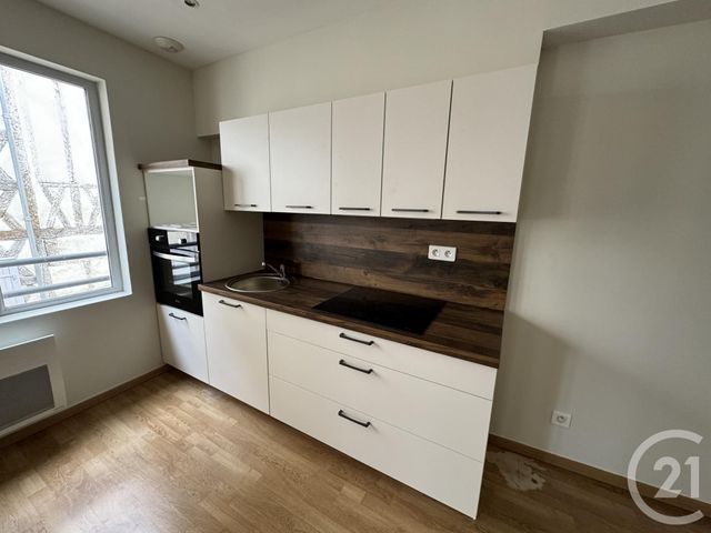 Appartement T3 &agrave; louer - 3 pi&egrave;ces - 76,48 m2 - Pamiers - 09 - MIDI-PYRENEES