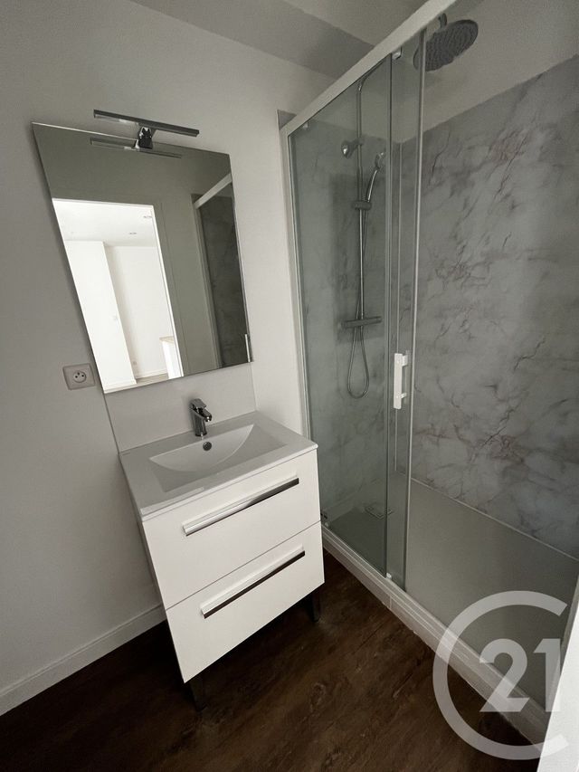Appartement T2 &agrave; louer - 2 pi&egrave;ces - 27,59 m2 - Pamiers - 09 - MIDI-PYRENEES