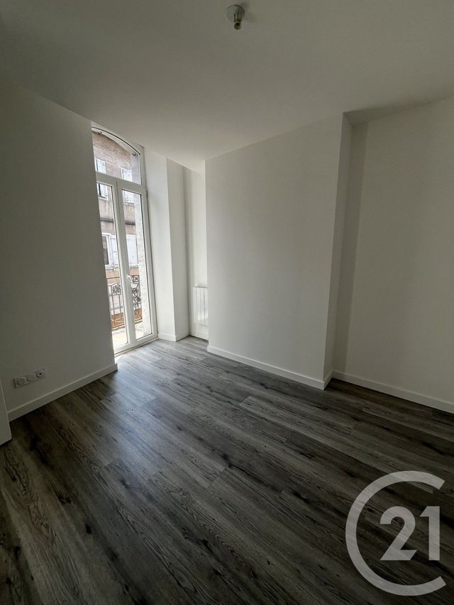 Appartement T2 &agrave; louer - 2 pi&egrave;ces - 30,61 m2 - Pamiers - 09 - MIDI-PYRENEES