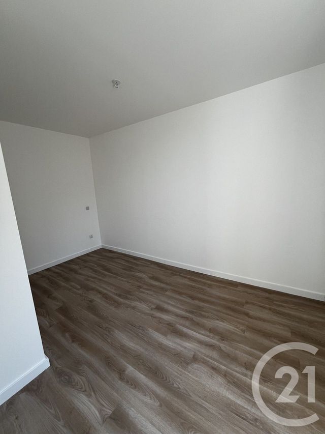 Appartement T2 &agrave; louer - 2 pi&egrave;ces - 28,09 m2 - Pamiers - 09 - MIDI-PYRENEES