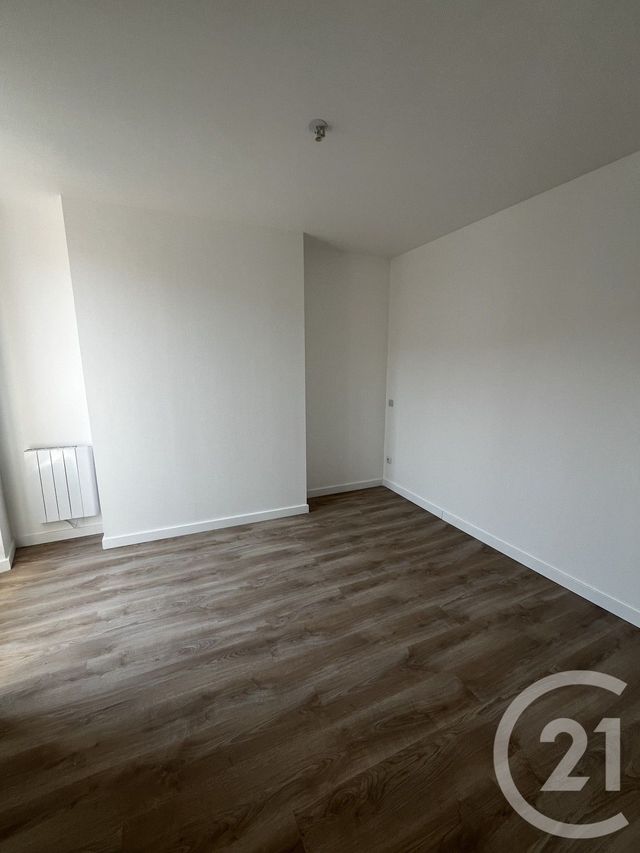 Appartement T2 &agrave; louer - 2 pi&egrave;ces - 30,40 m2 - Pamiers - 09 - MIDI-PYRENEES