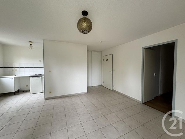 Appartement T2 &agrave; louer - 2 pi&egrave;ces - 45 m2 - Pamiers - 09 - MIDI-PYRENEES