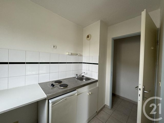 Appartement T2 &agrave; louer - 2 pi&egrave;ces - 45 m2 - Pamiers - 09 - MIDI-PYRENEES