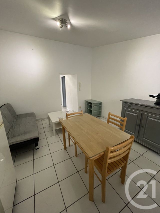 Appartement T2 &agrave; louer - 2 pi&egrave;ces - 35,12 m2 - Pamiers - 09 - MIDI-PYRENEES