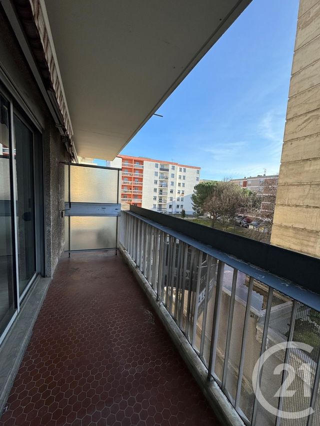 Appartement T3 &agrave; louer - 3 pi&egrave;ces - 86,93 m2 - Pamiers - 09 - MIDI-PYRENEES