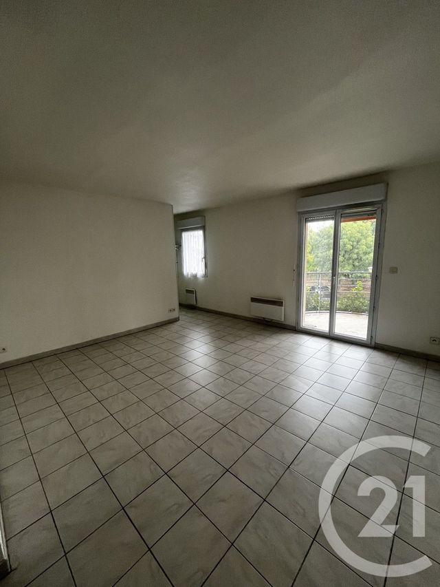 Appartement T2 &agrave; louer - 2 pi&egrave;ces - 53,12 m2 - Pamiers - 09 - MIDI-PYRENEES
