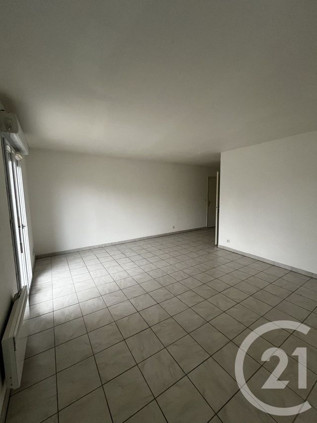 Appartement T2 &agrave; louer - 2 pi&egrave;ces - 53,12 m2 - Pamiers - 09 - MIDI-PYRENEES